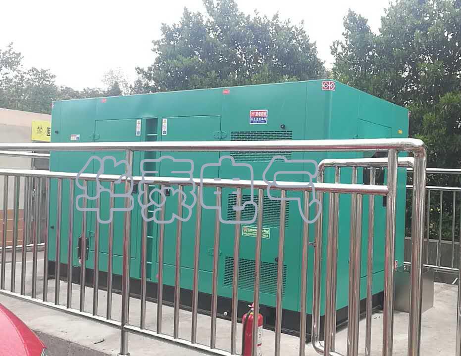 淮安婦幼保健醫院300KW玉柴靜音式柴油發電機組